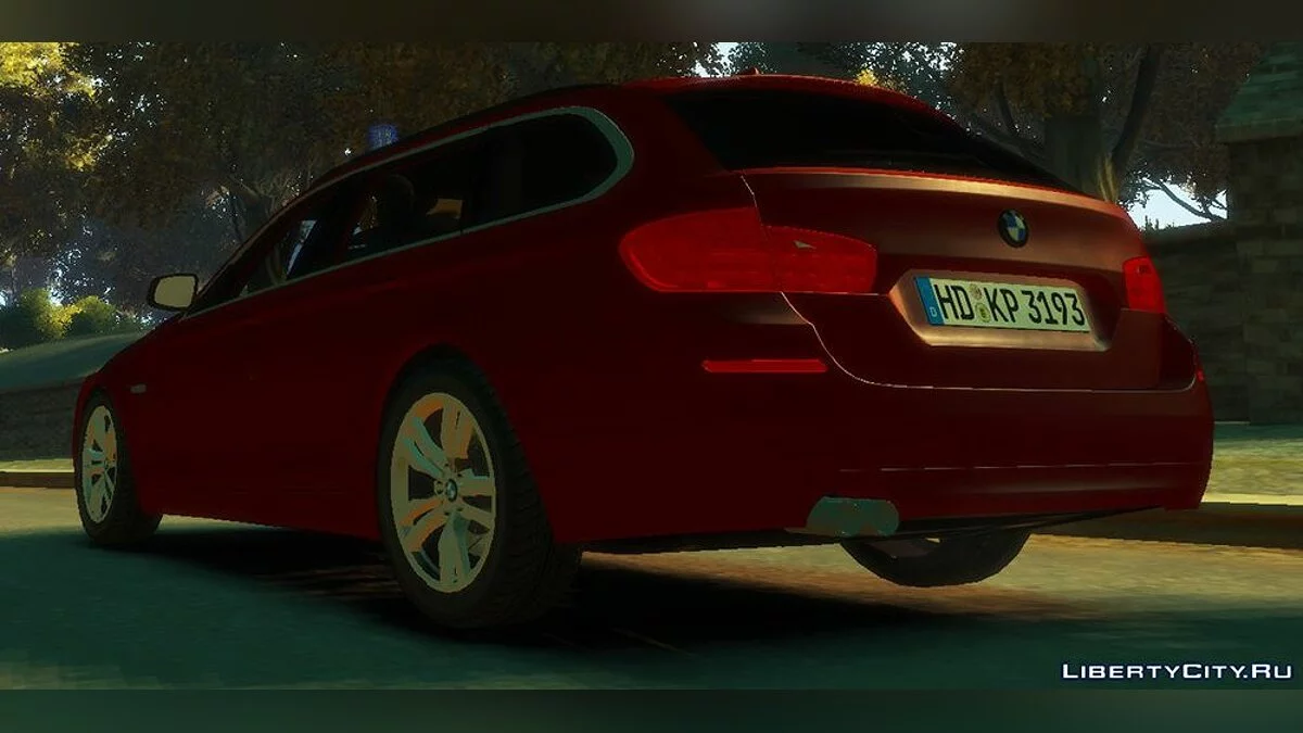BMW 530D Facelift Touring 2014 / GTA 4