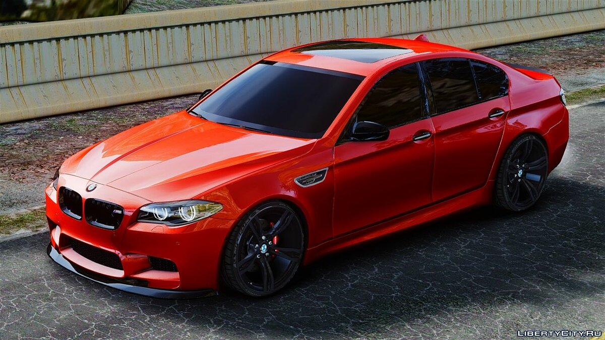 BMW m5 ярко красный