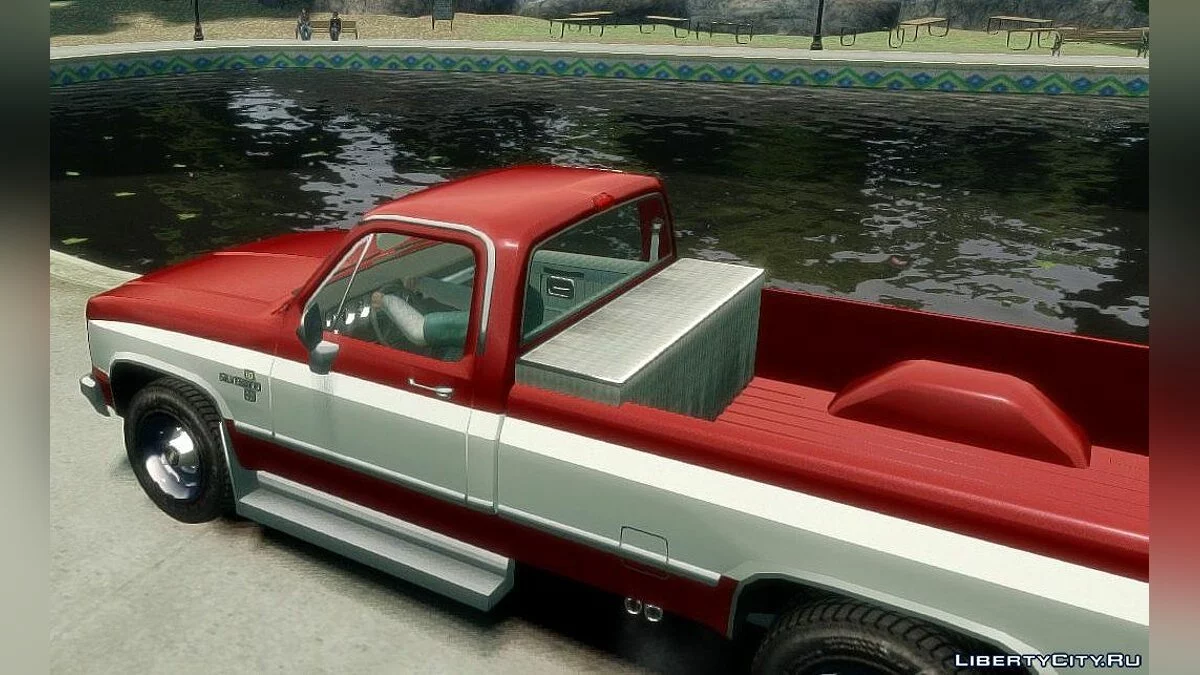 1986 Chevrolet Silverado + Extra Lights Script / GTA 4