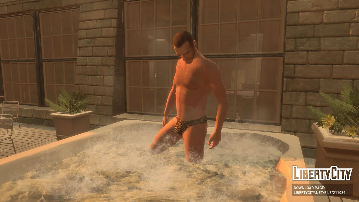 Yaz - Üstsüz Niko Bellic ve Yüzme Kıyafetleri / GTA 4