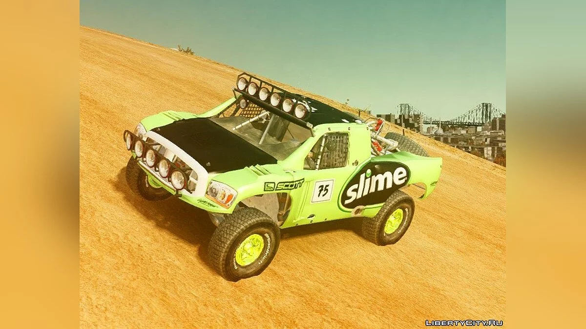 Dodge Ram Trophy Truck / جي تي إيه 4