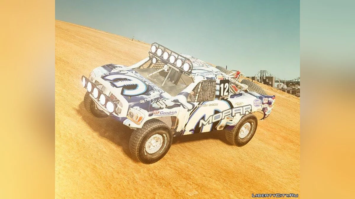 Dodge Ram Trophy Truck / جي تي إيه 4