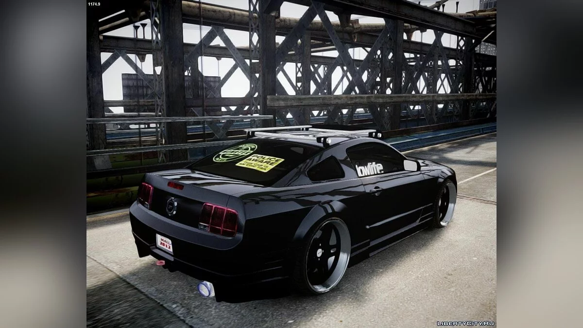 Ford Mustang GT Lowlife / GTA 4