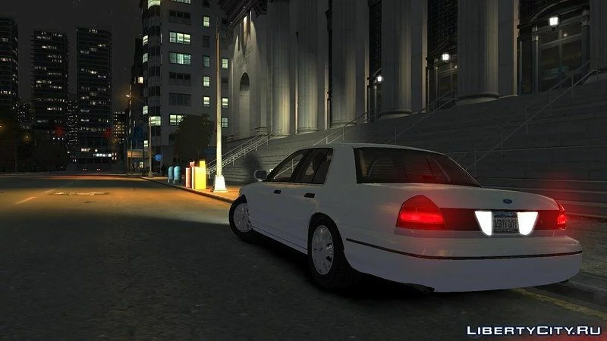 فورد كراون فيكتوريا 2003 / جي تي إيه 4