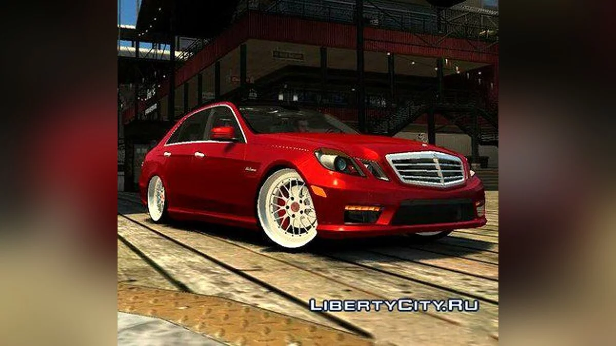 Mercedes-Benz E36 AMG 2010 / GTA 4