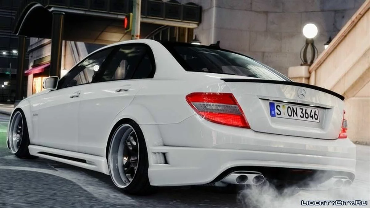 Mercedes-Benz C63 AMG 2010 / GTA 4