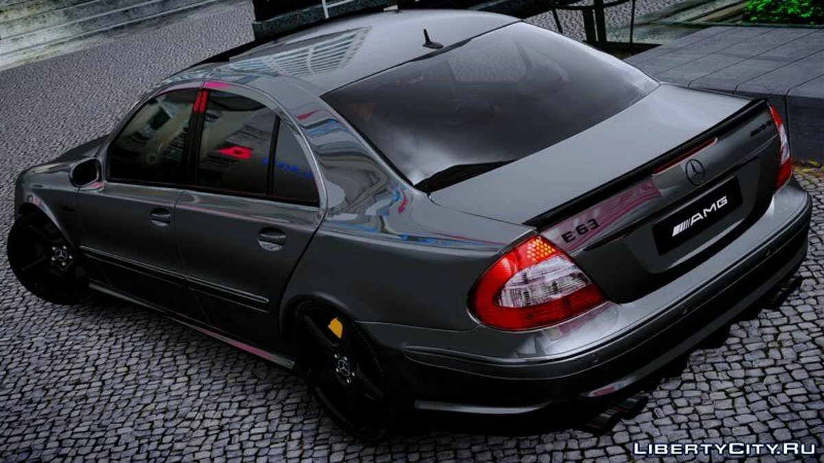 مرسيدس بنز E63 W211 AMG / جي تي إيه 4