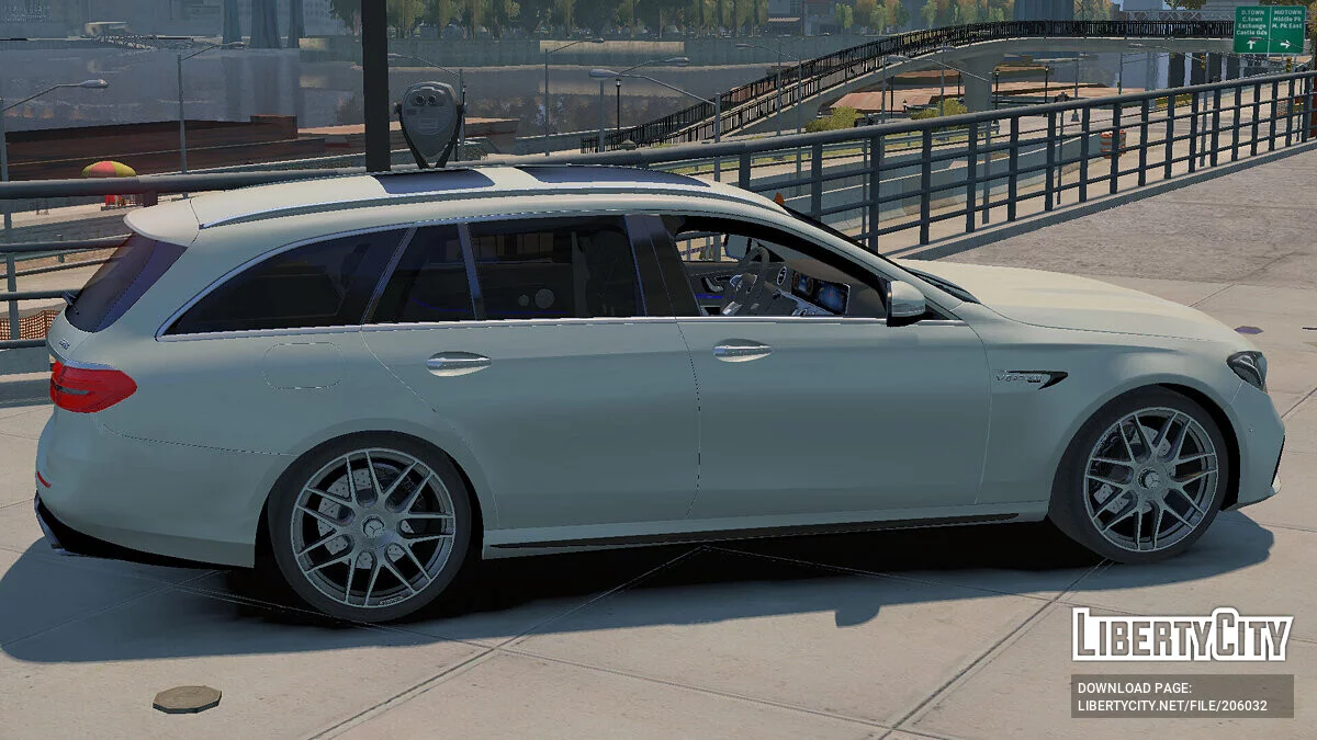Mercedes E63s Wagon AMG / GTA 4