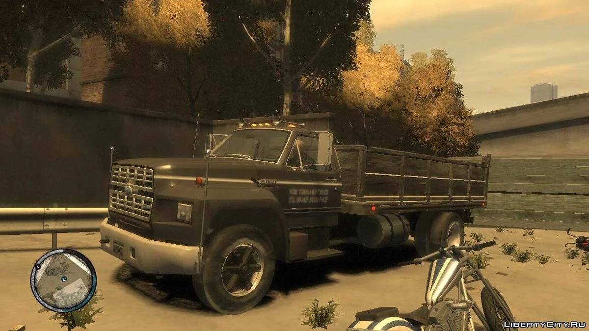 1985 Ford F-800   / GTA 4