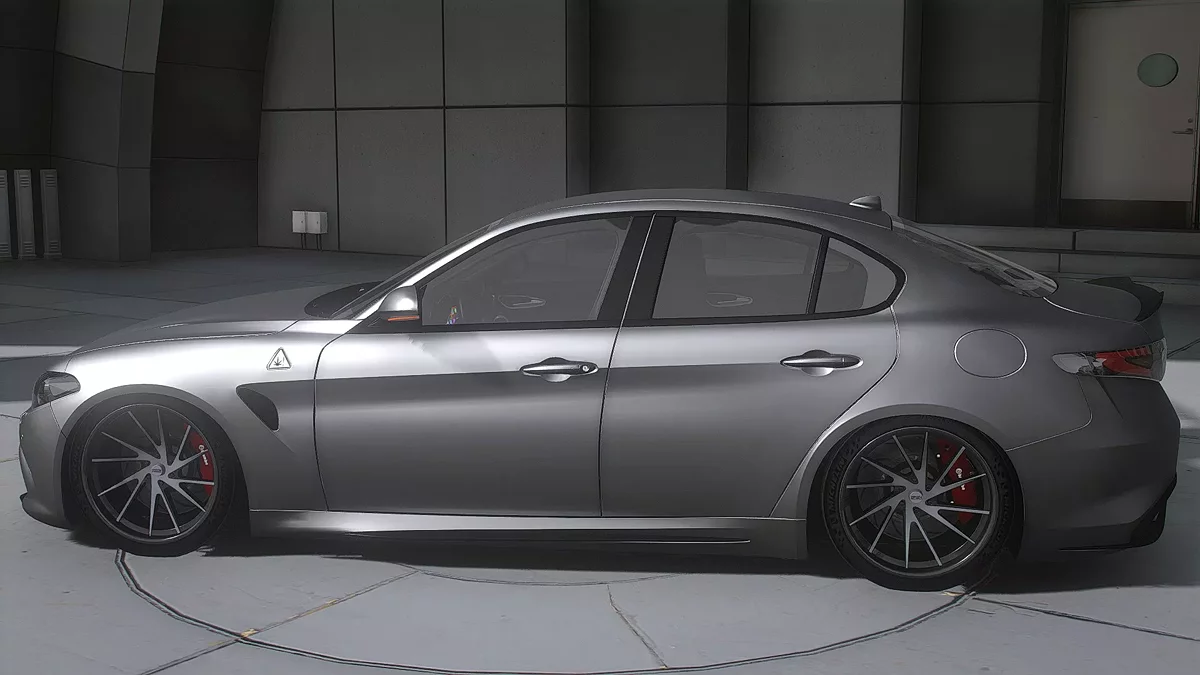 2016 Alfa Romeo Guilia Quadrofolio / GTA 5