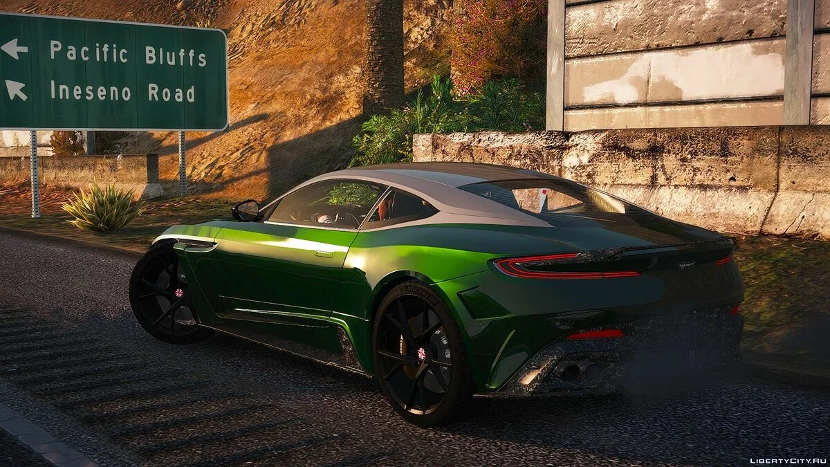 Aston db11 Cyrus [Ajout] 1.02 / GTA 5