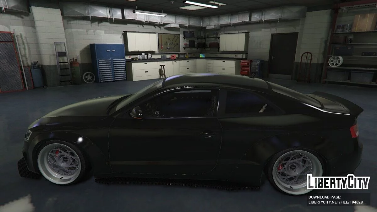 Audi RS5 Widebody Estilo Mafia / GTA 5