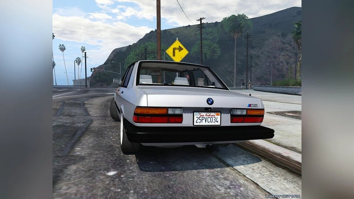 1985 BMW M5 E28 1.0 / GTA 5