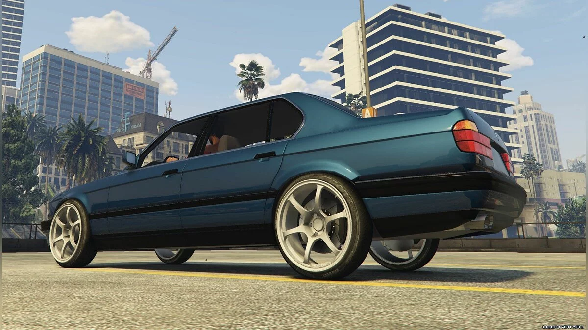 BMW 7 Series (E32) 4.1 / GTA 5