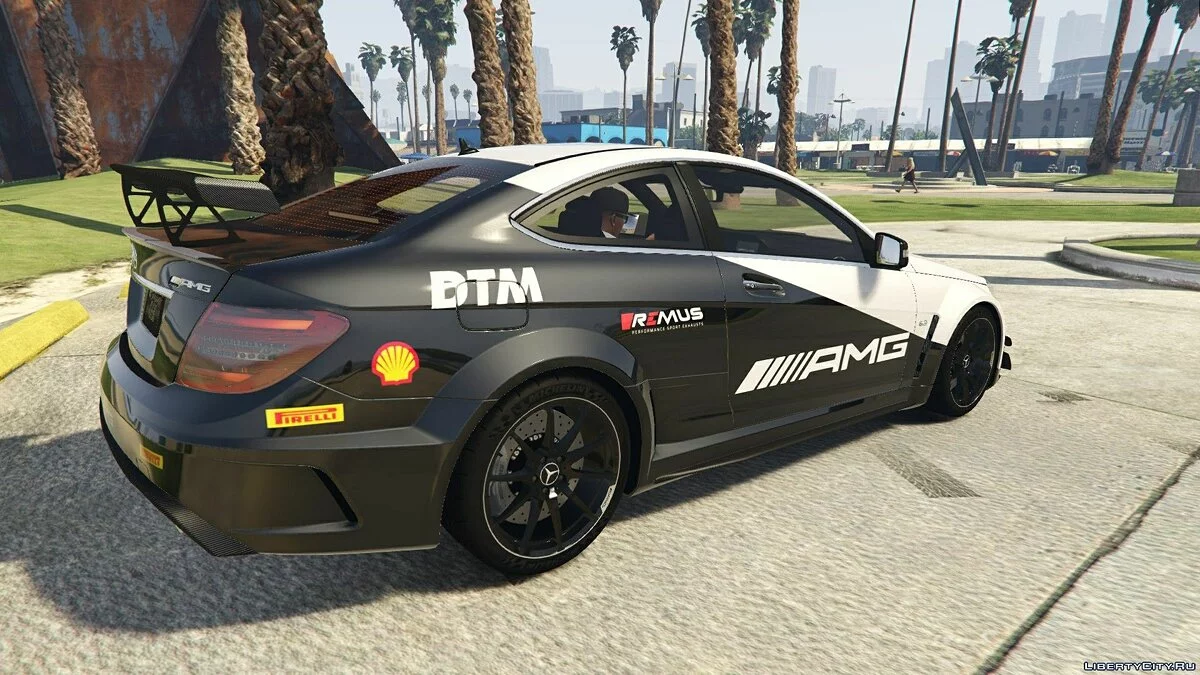 2012 Mercedes-Benz C63 AMG Coupe Black Series / GTA 5