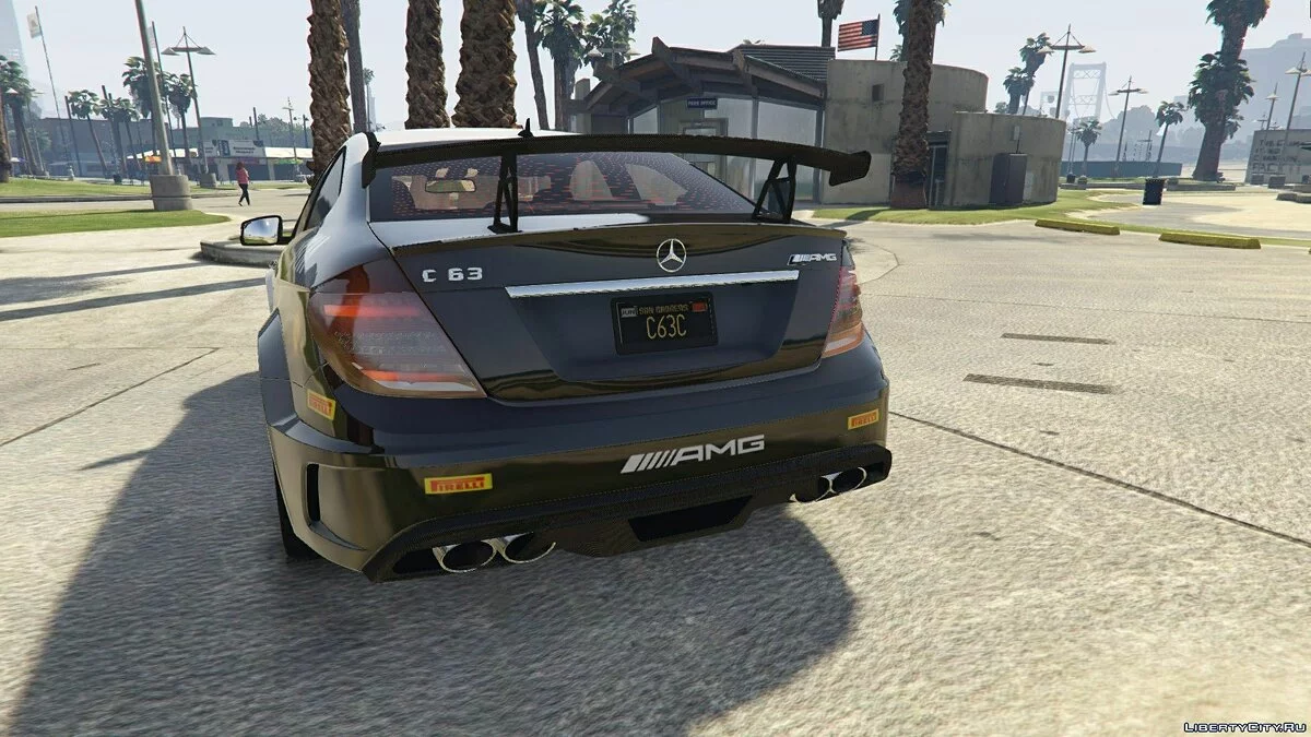 2012 Mercedes-Benz C63 AMG Coupe Black Series / GTA 5