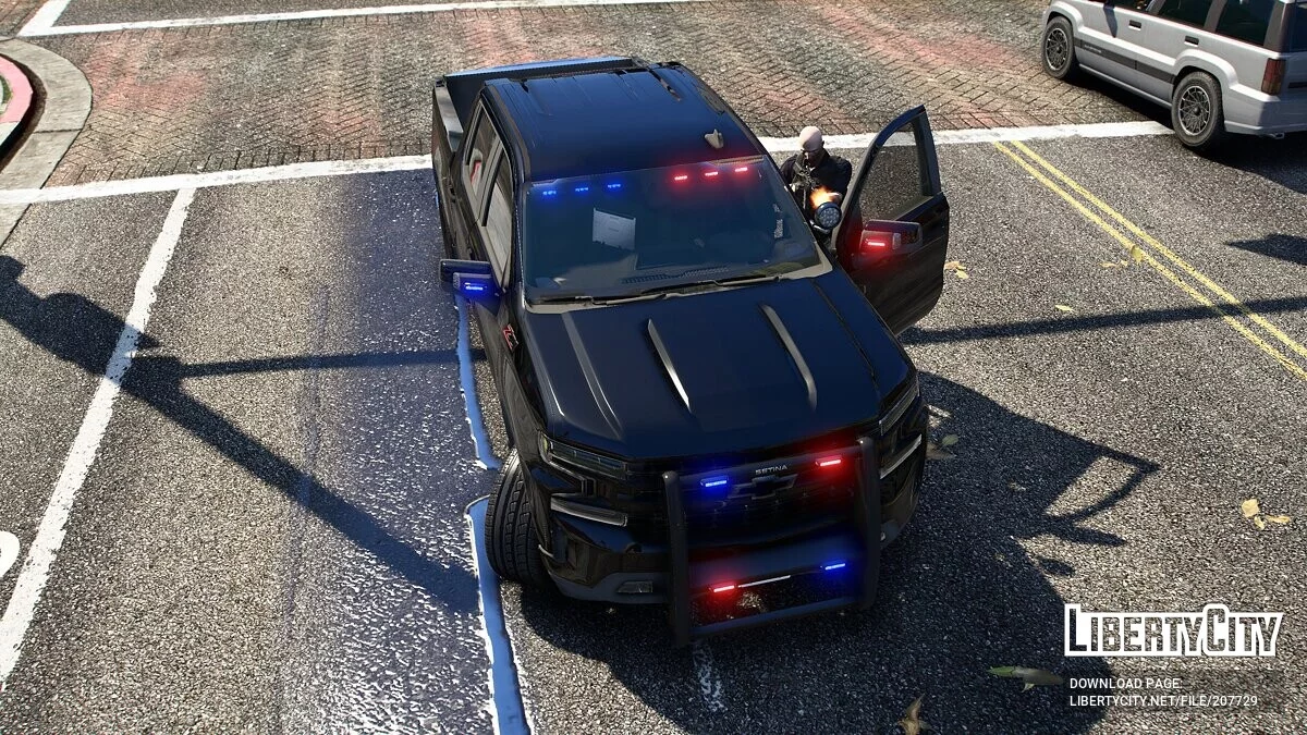 Chevrolet Silverado Z71 Unmarked / جي تي أي 5