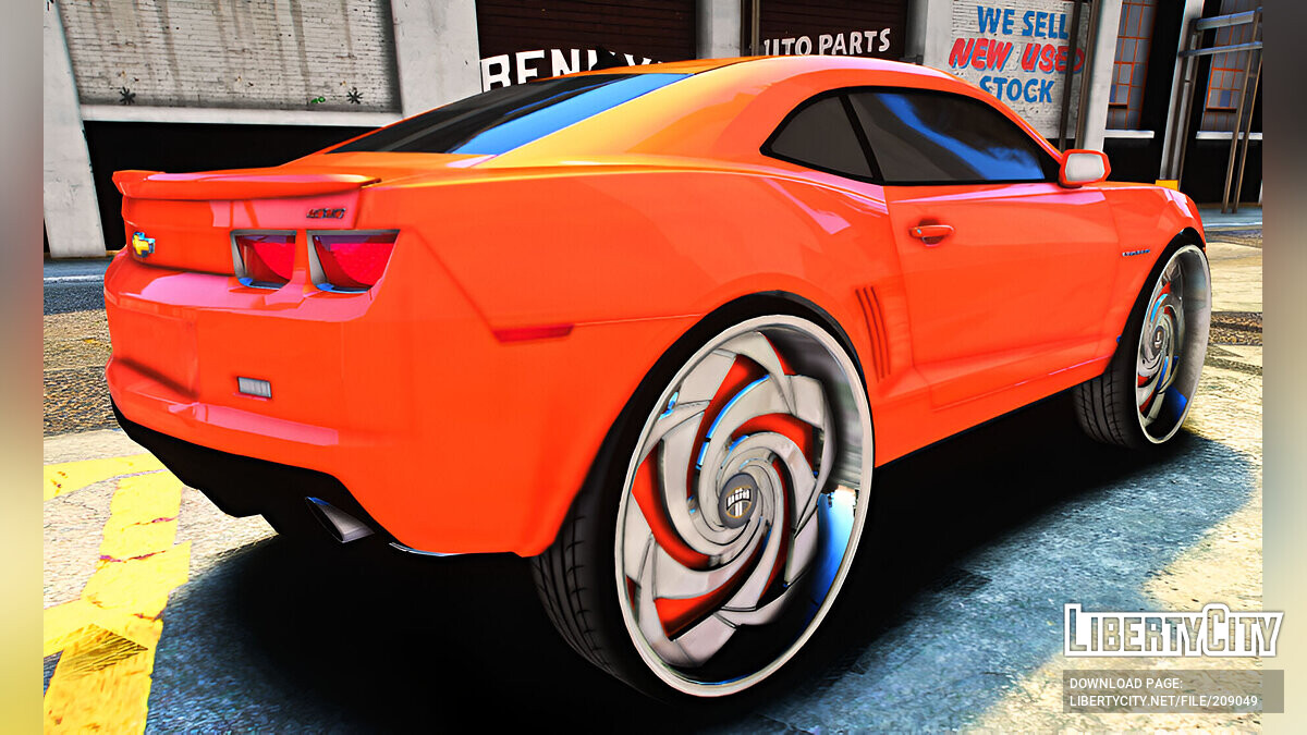 Download 2013 Chevrolet Camaro SS On 32 Inch Dubbed Rims for GTA 5