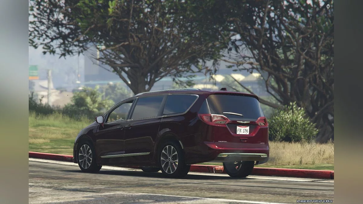 Chrysler Pacifica Limited 2017 1.2 / GTA 5