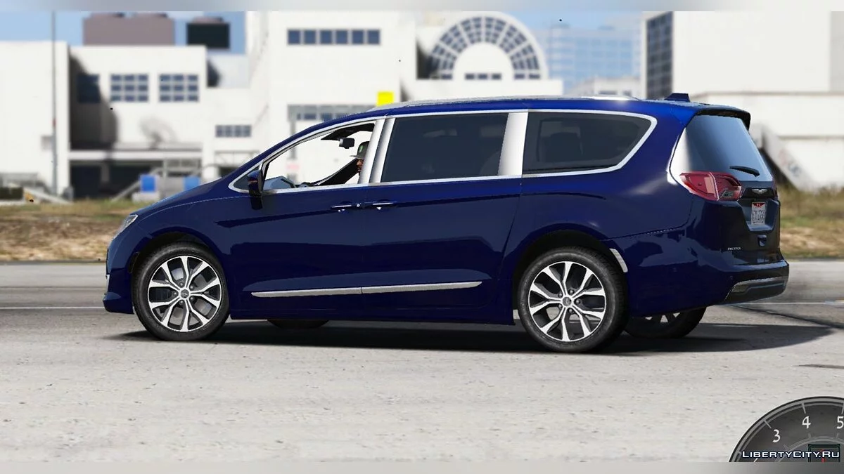 Chrysler Pacifica Limited 2017 1.2 / GTA 5