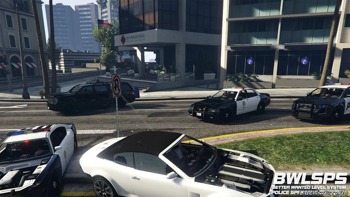 Enhanced Wanted Level System Police Spawning 2.2.2 / GTA 5