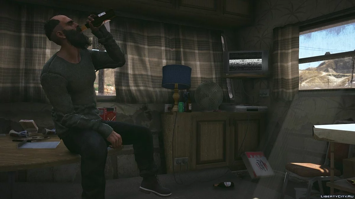 New Sweater for Trevor (Custom Model) 1.0 / GTA 5