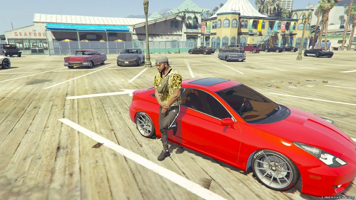 Футболка Versace / GTA 5