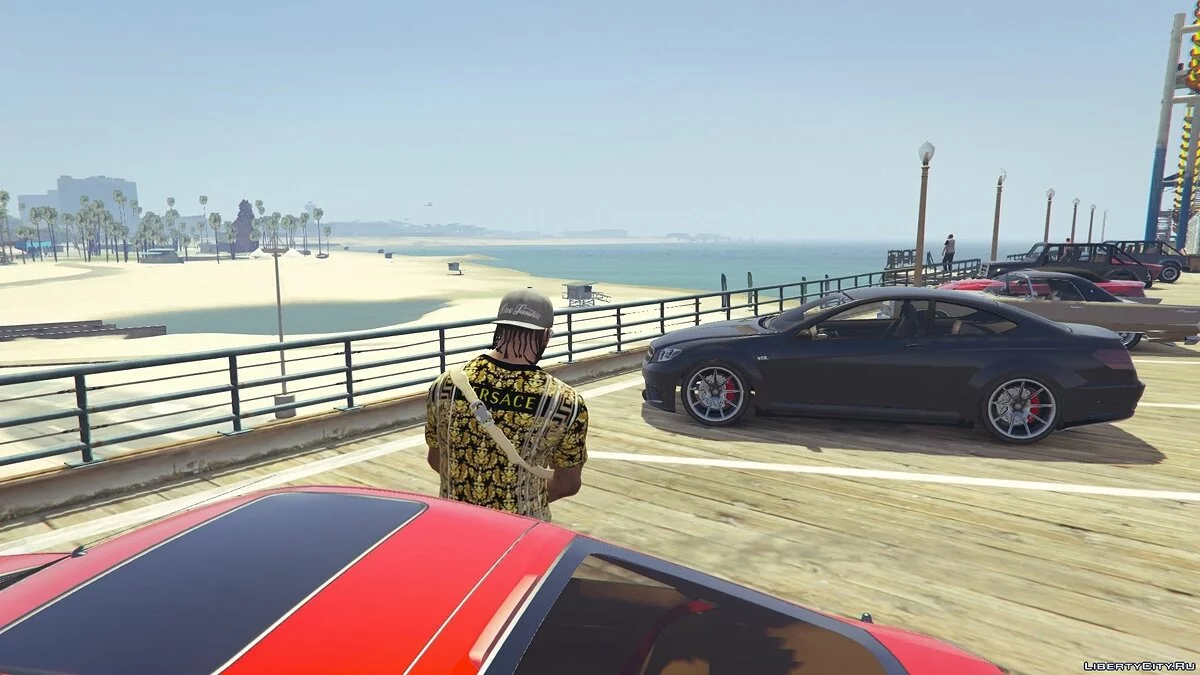 Футболка Versace / GTA 5