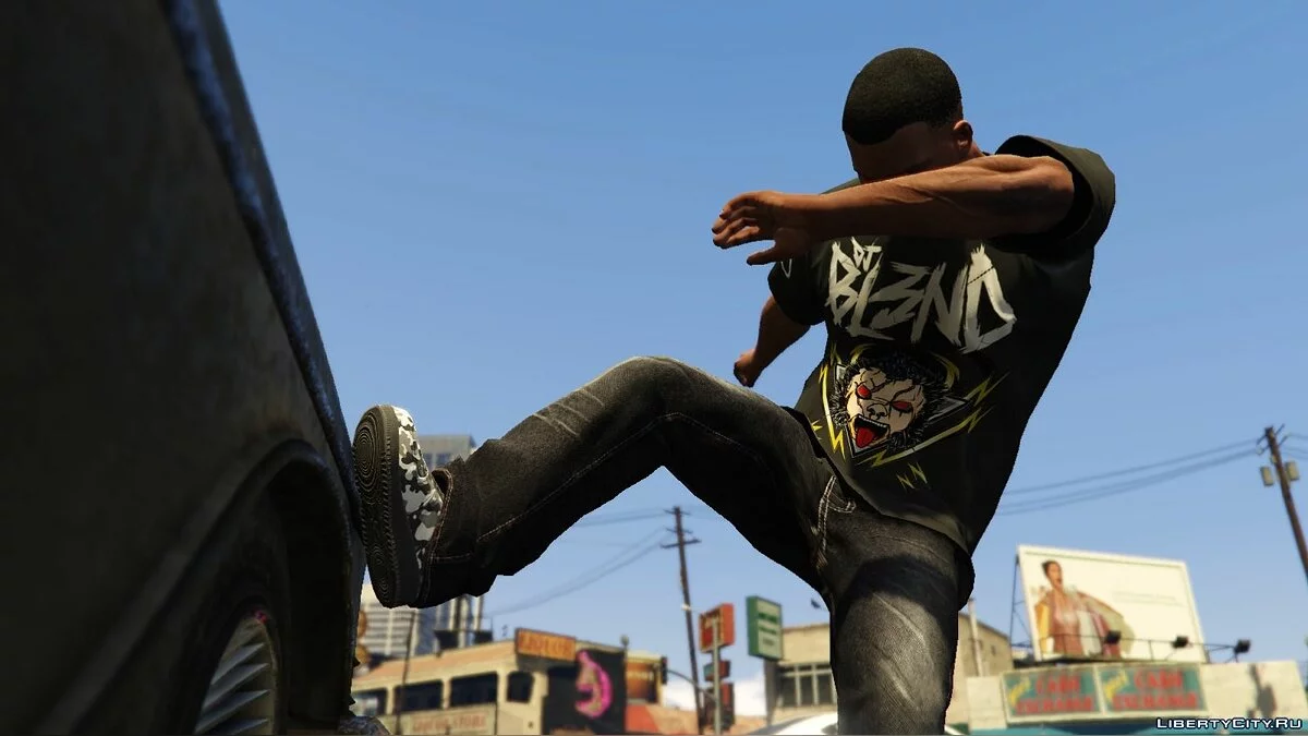 DJ BL3ND Style T-Shirt / GTA 5