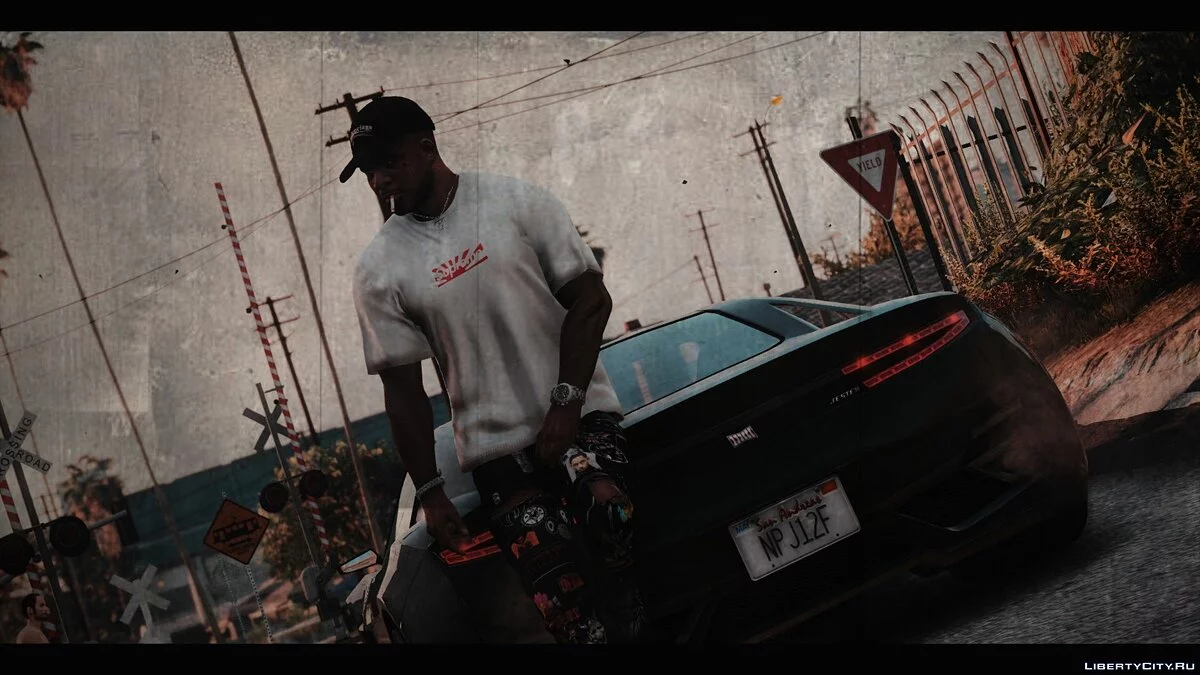 Koleksi Kaos dari Merek Supreme / GTA 5