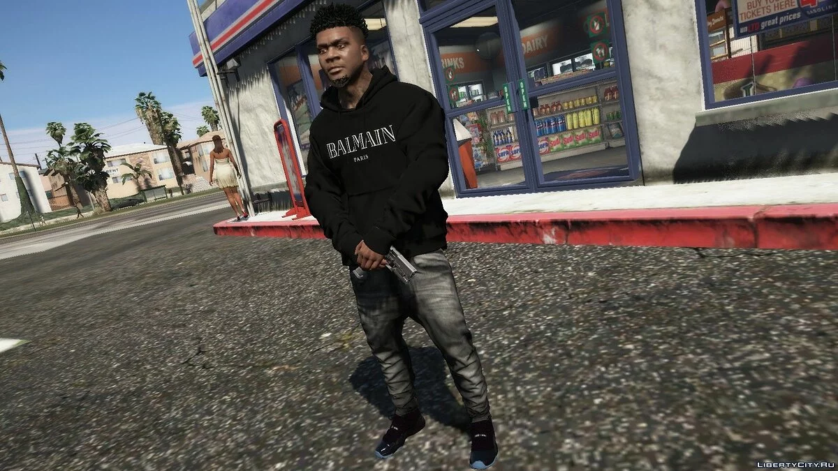 Худі Balmain / GTA 5