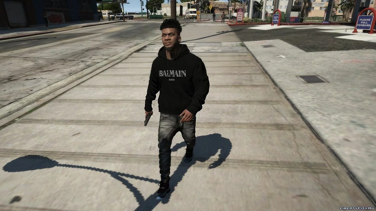 Худі Balmain / GTA 5