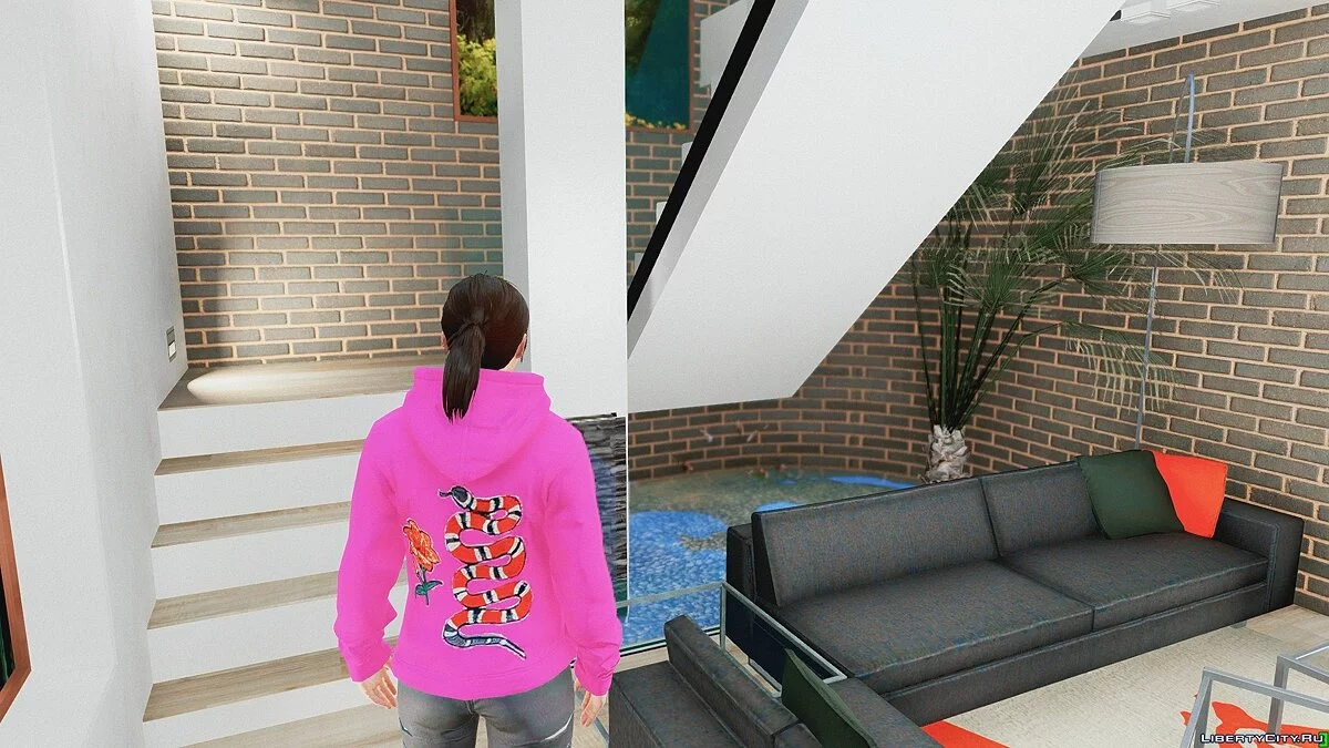 Sweatshirts Gucci pour Femmes / GTA 5
