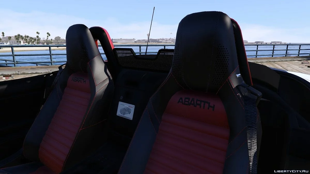 Fiat 124 Spider Abarth 2017 / GTA 5