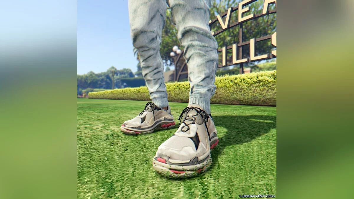 Balenciaga Triple S - 8 Колір Ретекстура 1.0 / GTA 5