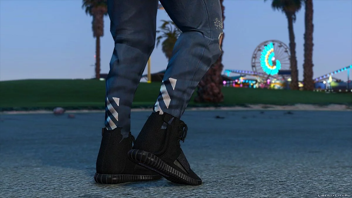 Sepatu Hightop Adidas Yeezy 750 Boost / GTA 5