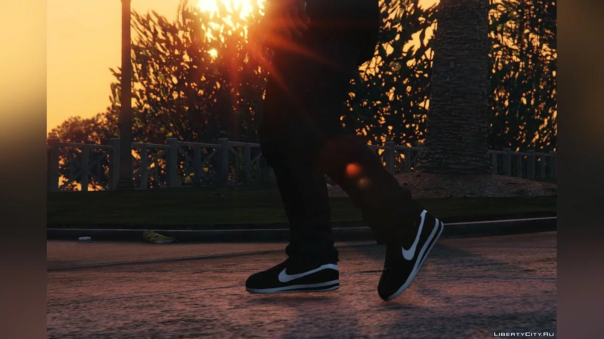 Nike Cortez Sneakers / GTA 5