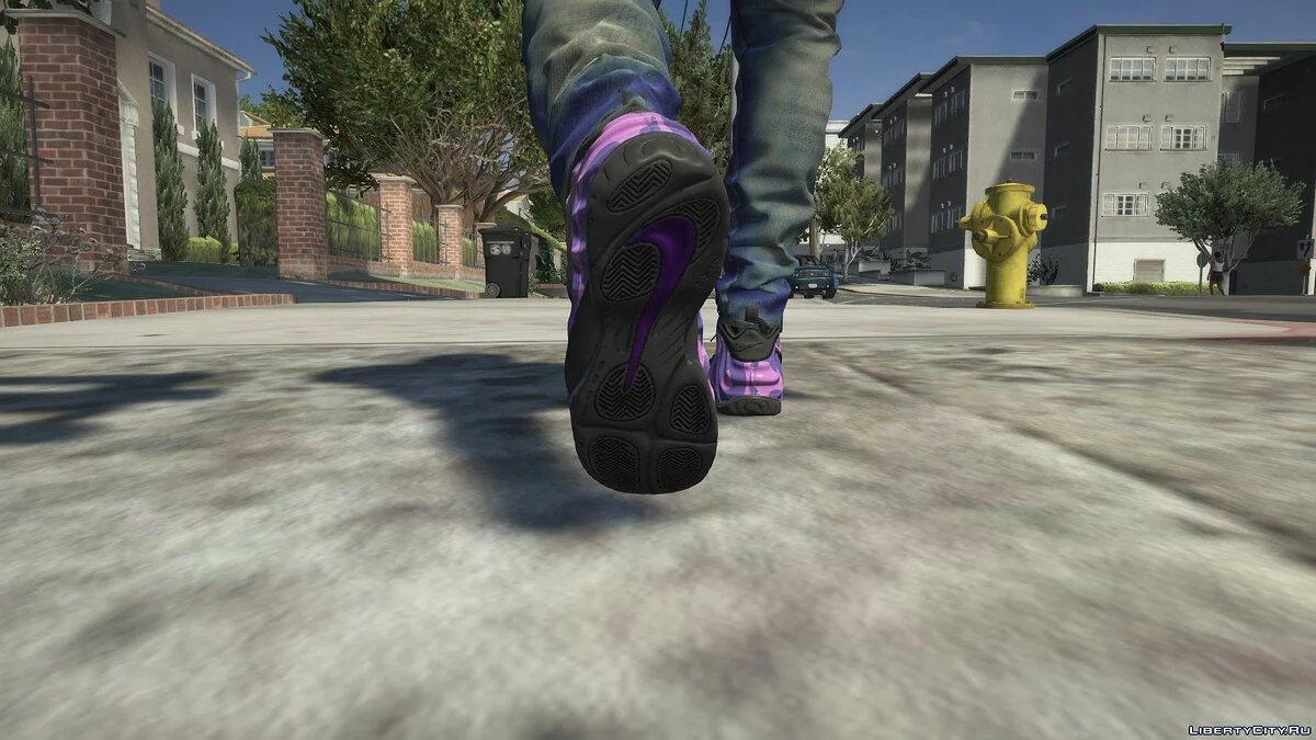 Sepatu Sneakers Purple Camo Foamposite Pro / GTA 5