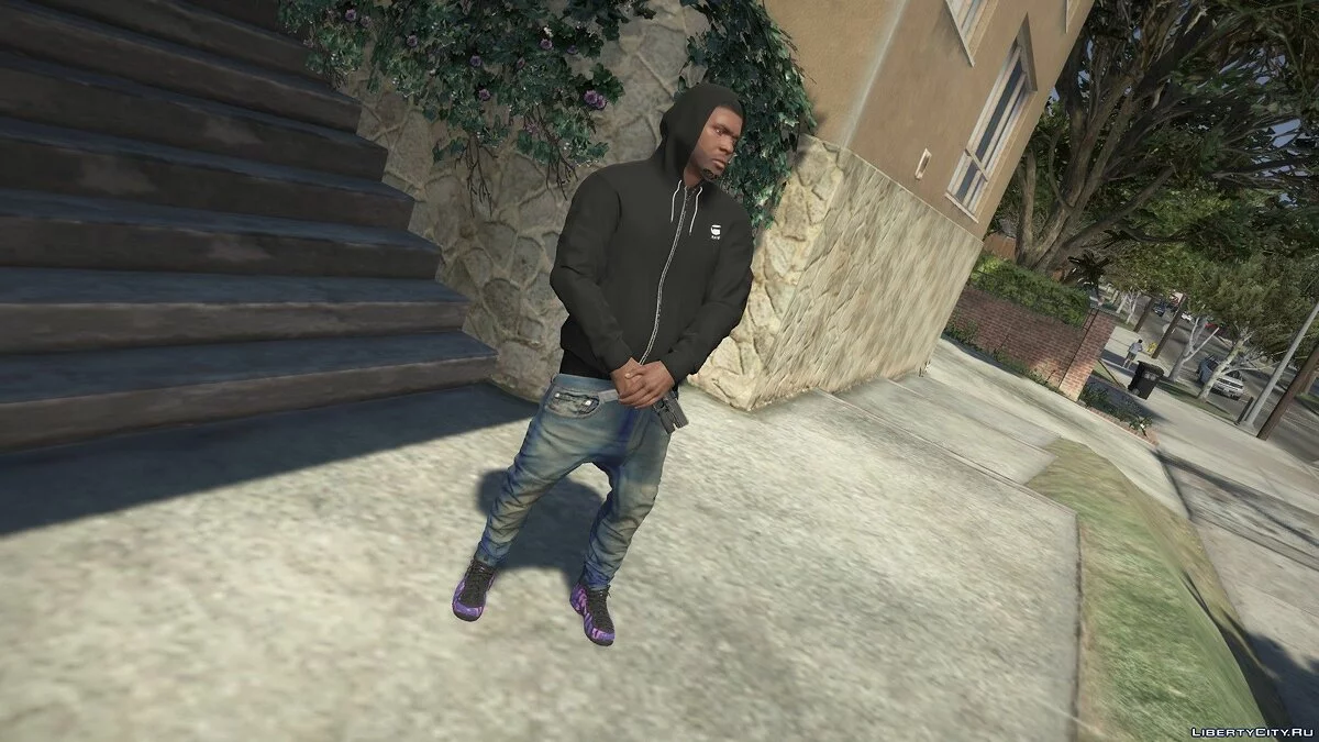 Sepatu Sneakers Purple Camo Foamposite Pro / GTA 5