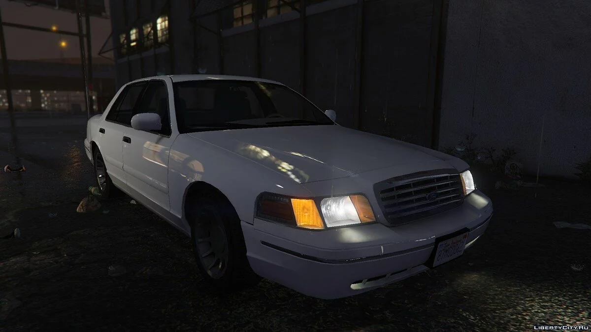 1999 Ford Crown Victoria / GTA 5