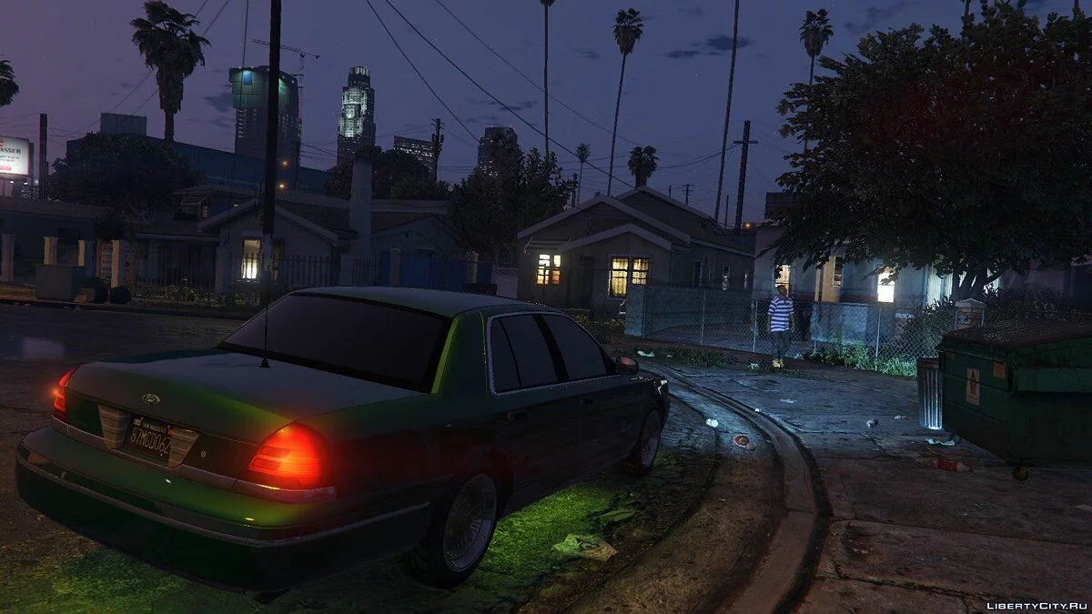 1999 Ford Crown Victoria / GTA 5