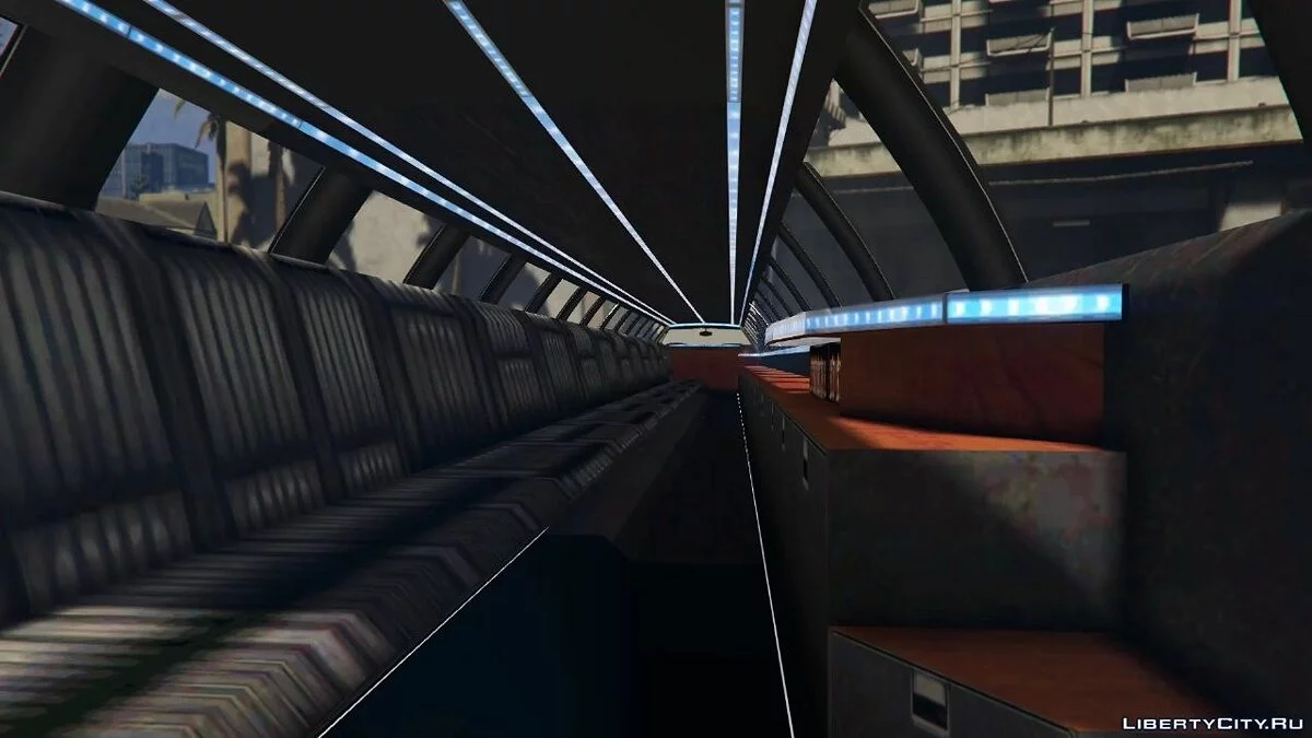 超级长的豪华轿车 / GTA 5