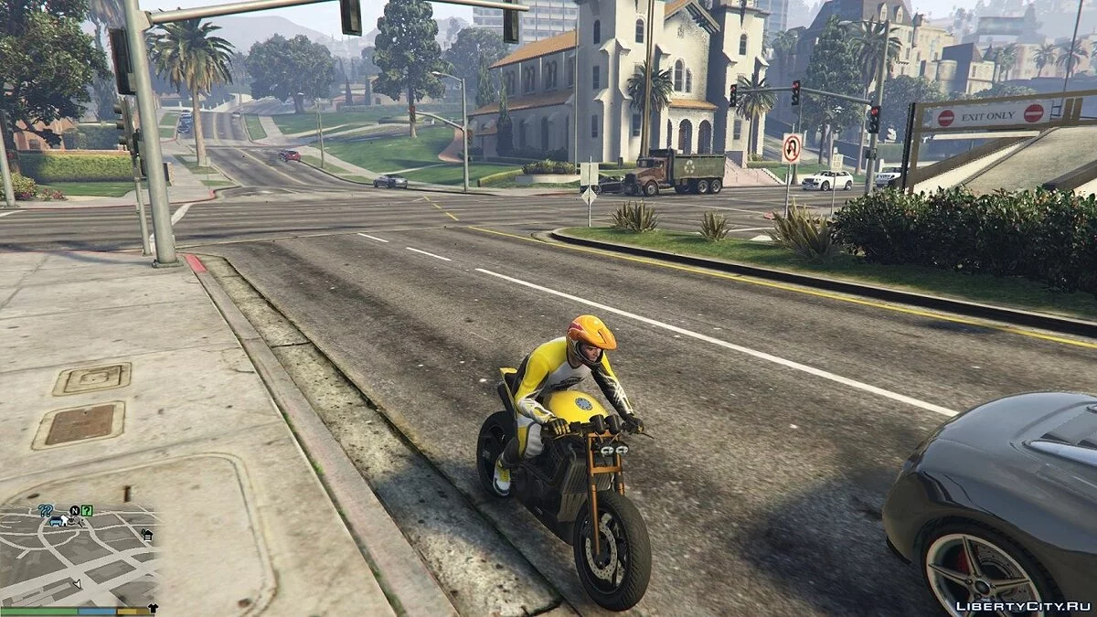 Новий мото-шолом для Майкла / GTA 5