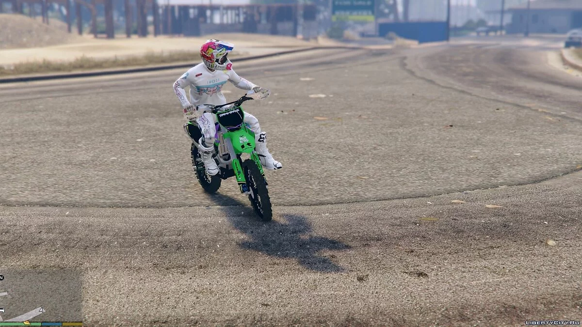 Fox 2015 360 Atlanta LE Racing Outfit 1.0 / GTA 5