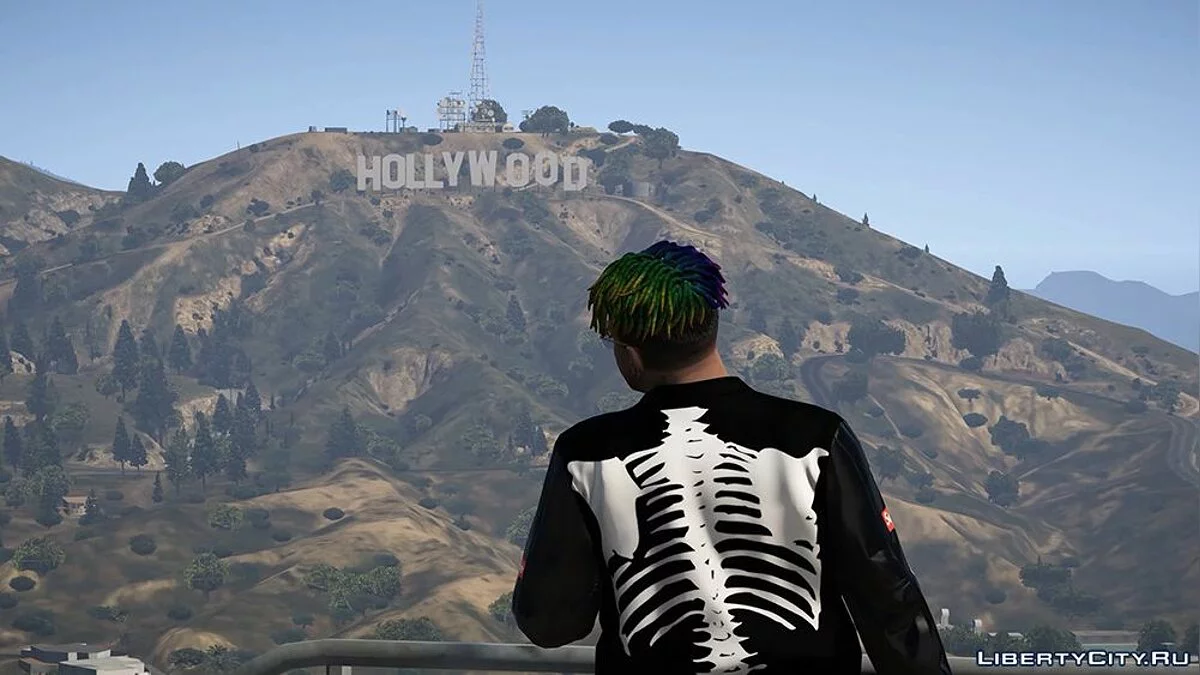 جاكيت وقفازات