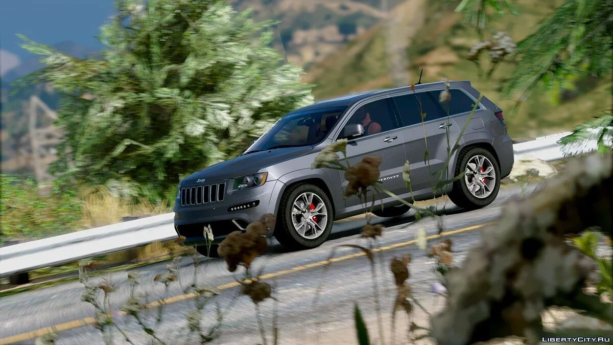 Grand Cherokee SRT8 2013 / GTA 5