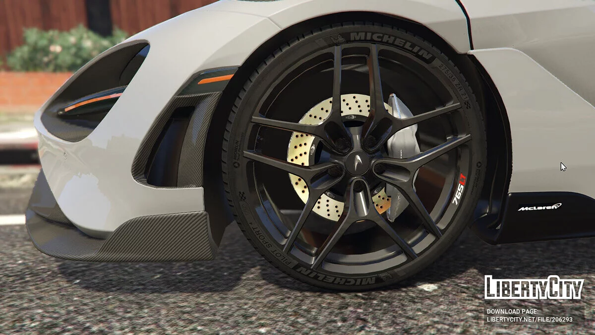 McLaren 765LT Spider Hard Top Custom v1.0 / GTA 5