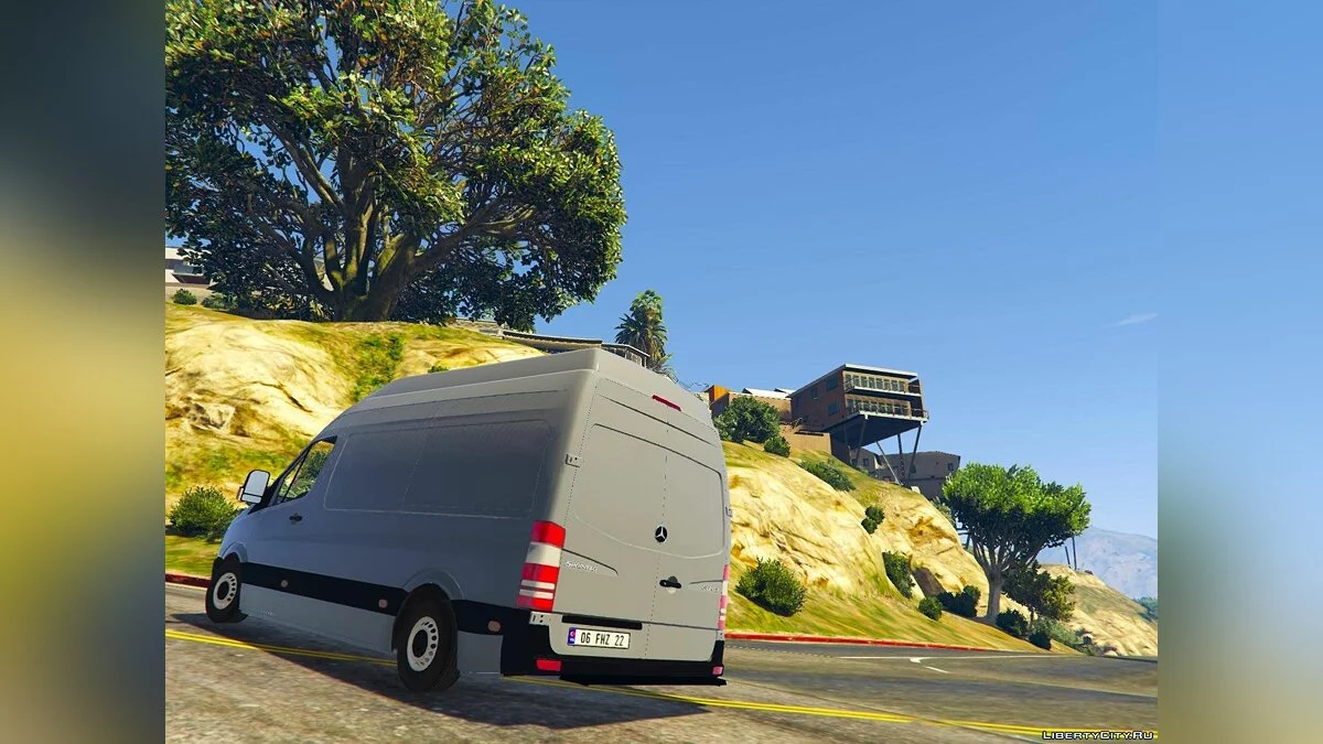 Mecedes Sprinter 311 CDI Вантажівка + 5 Додатків / GTA 5
