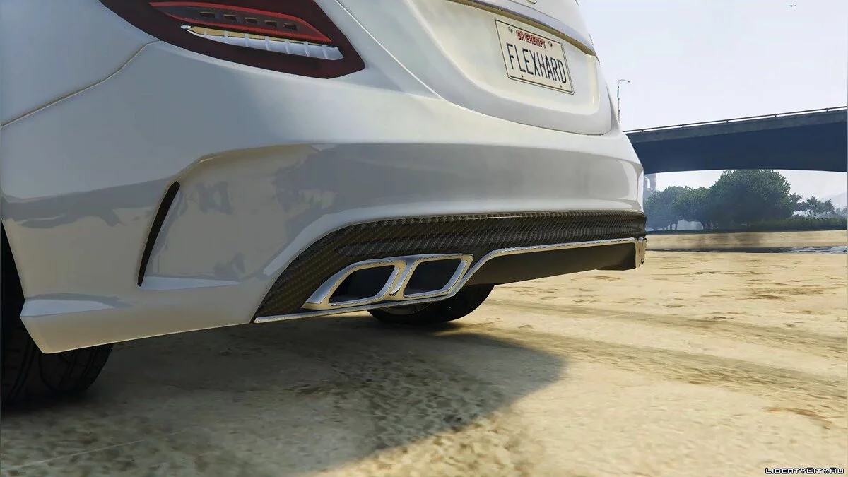 2016梅赛德斯-奔驰 C63 AMG [HQ | 替换] 1.3 / GTA 5