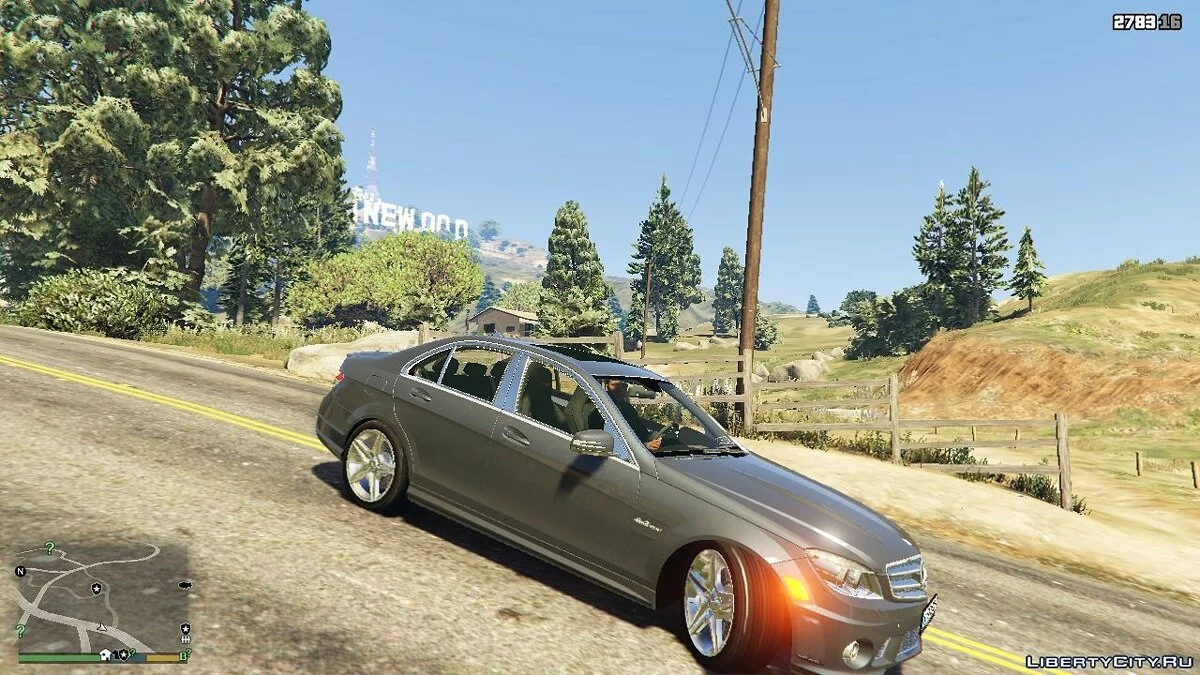 Mercedes-Benz C63 AMG + Sonido 1.00 / GTA 5
